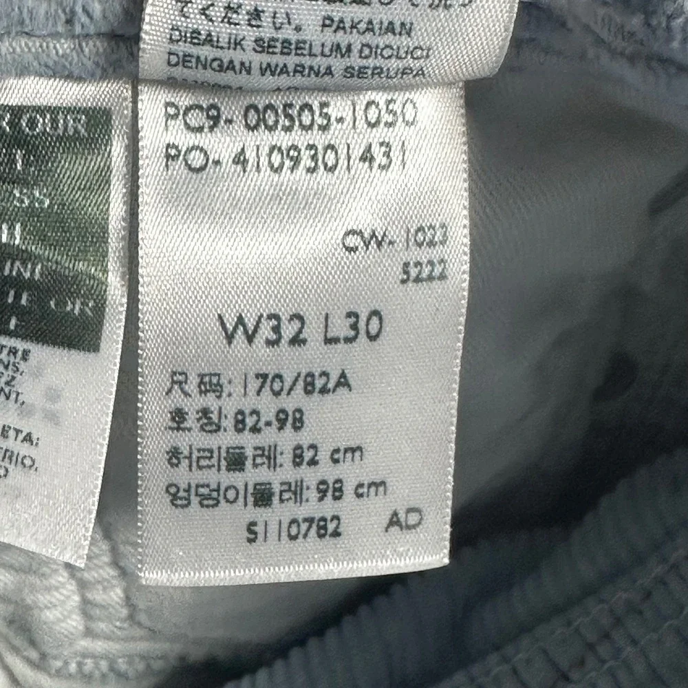Levis 505 Regular Fit Corduroy Pants Mens 32x30 Light Blue Straight Leg Casual